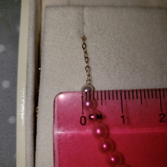 Graduated Pearls (25) necklace on 14k gold chain. From Wilson & Son, Scarsdale. - Picture 10 of 10